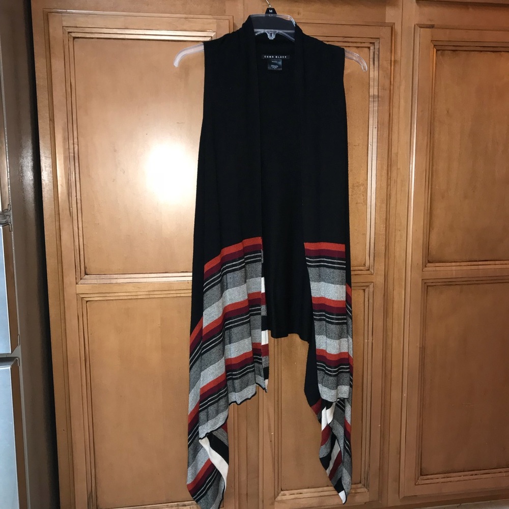 Como Black cover up long vest